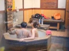 Phim Sex Hồng Kông Không Che Chịch Trong Phòng Tắm Công Cộng Quay Lén