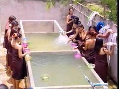 Gái Thất Tình Lồn Ngon Bị Bạn Thân Đụ Sướng Quên Sầu