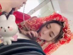 Bố Dượng Đè Con Gái Ra Chơi Trong Nhiều Tư Thế Lạ