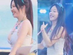 Tải Phim Sex Hồng Kông Cặp Vú Siêu Nữ Của Nữ Ca Sĩ Dâm Đãng