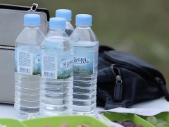 Phi Công Trẻ Cùng Với Máy Bay Bà Già Chơi Nhau Mạnh Mẽ